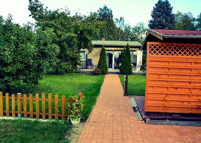 Am Birkenwaeldchen - Motzener 150m Appartement *